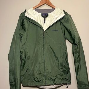 Patagonia Men's Torrentshell Rain Jacket, Hunter Green, Like New, Size Medium